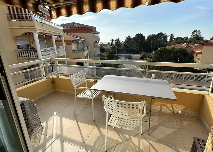 La Bluette - T2 - De Peguiere - St Raphael