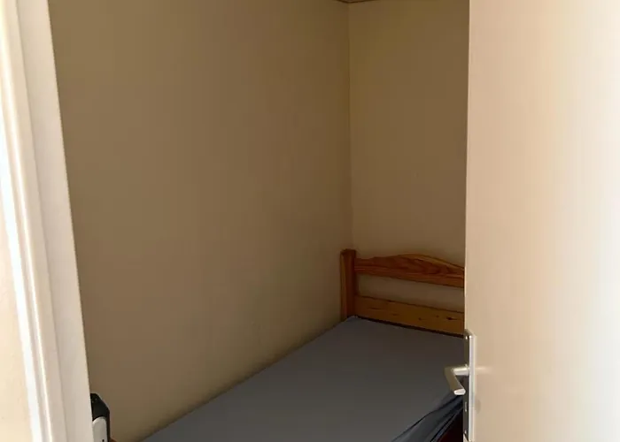 Apartment La Bluette - T2 - De Peguiere - St Raphael