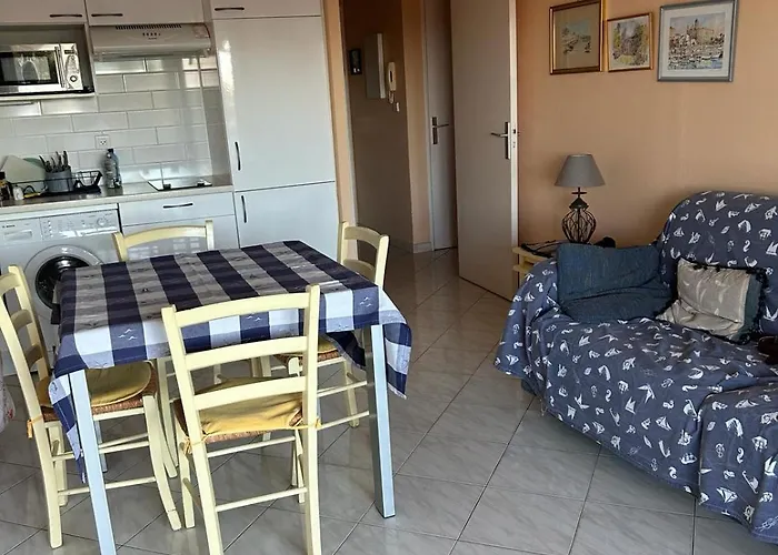 La Bluette - T2 - De Peguiere - St Raphael Apartment *