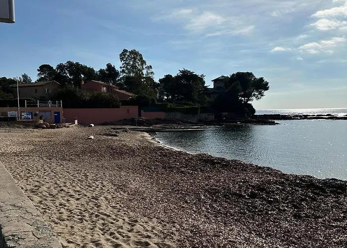 La Bluette - T2 - De Peguiere - St Raphael